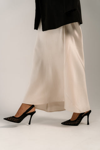 נעלי עקב סירה BRI בשחור מנוקד