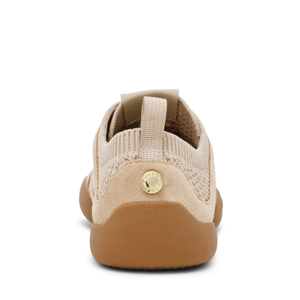 סטיב מאד - סניקרס לנשים BISCOTTI בגוון ניוד