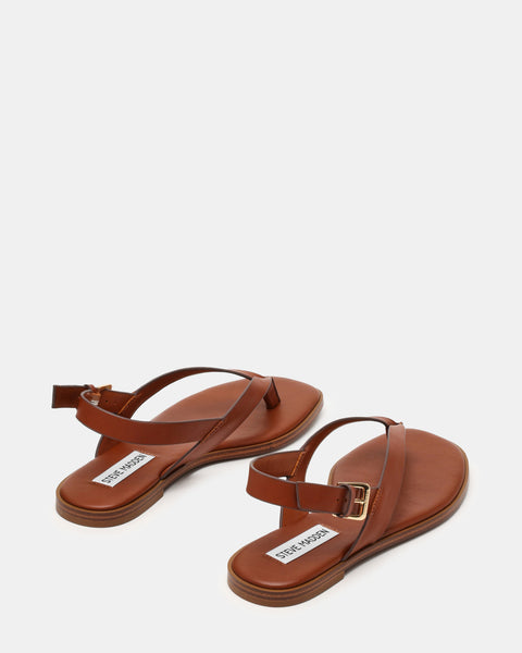 סטיב מאד - סנדלי אצבע שטוחים מעור NISSI בקאמל
