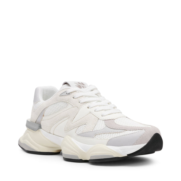 סטיב מאד - סניקרס לנשים SEBI בלבן