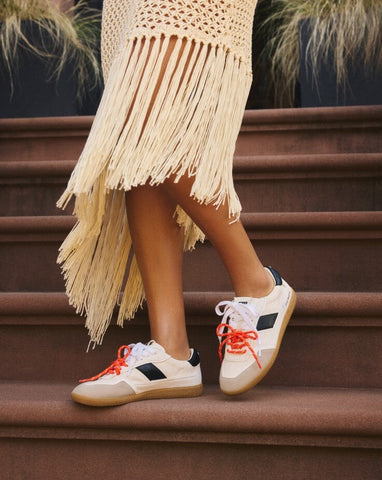 סניקרס לנשים AUGUSTINE בשחור לבן