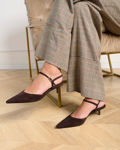 נעלי עקב סירה ADELAIDE בחום