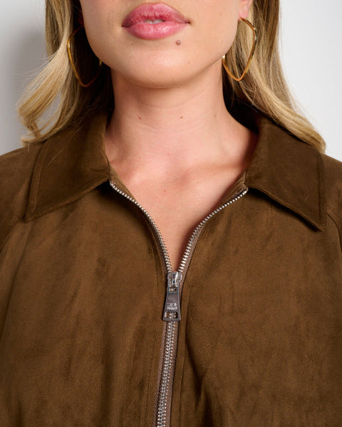 סטיב מאד - ג'קט בומבר לנשים MACKEY בקאמל