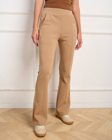 מכנסיים לנשים בגזרת פלייר LUNA-P בחום